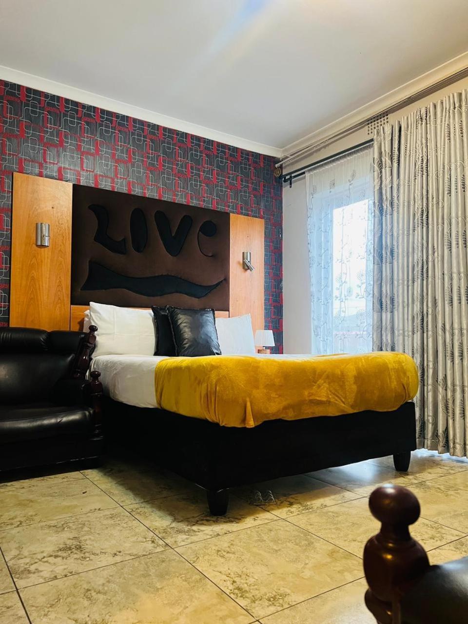 Parow City -Star Legend Lodge Кейптаун Екстериор снимка